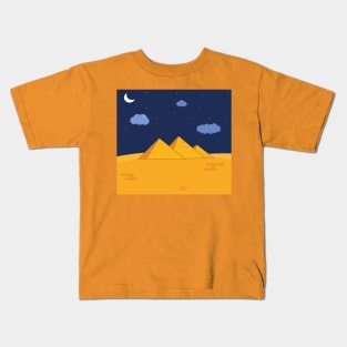 pyramids t shirt Kids T-Shirt